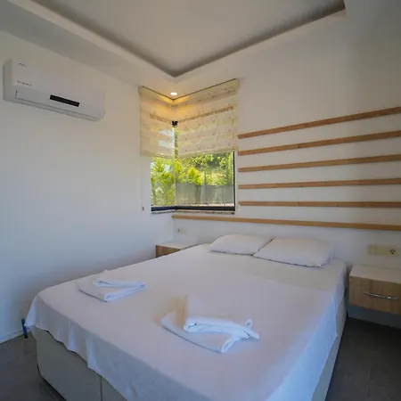 Celebrity B Villa *