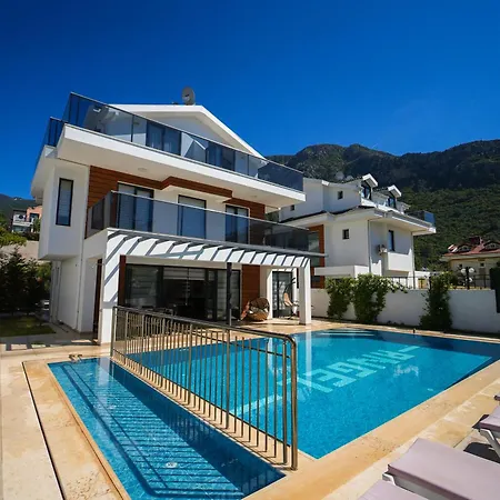 Celebrity B Fethiye